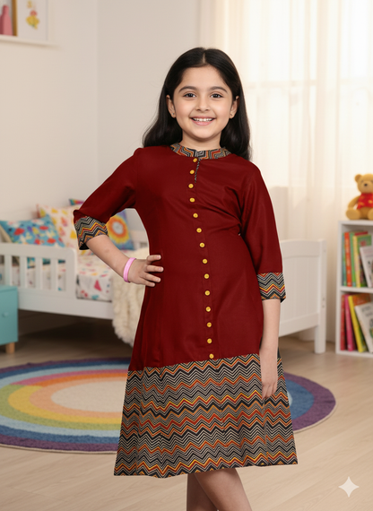 Yash Gallery Kids Rayon Zig-Zag Printed 3/4th Sleeve Mandarin Collar A-line Kurta