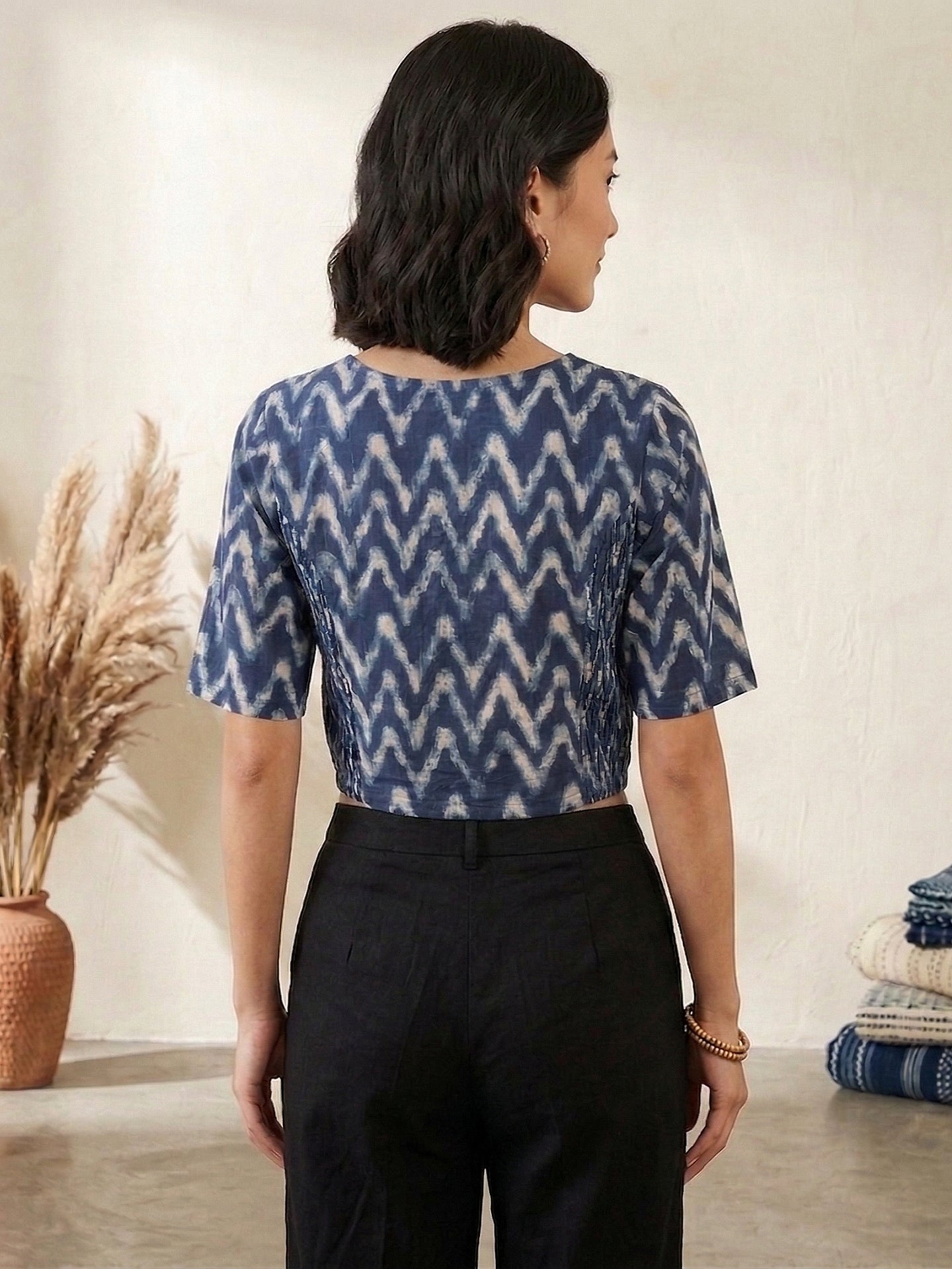 YASH GALLERY Women's Cotton Zig-Zag Printed Regular Blouse (Blue)
