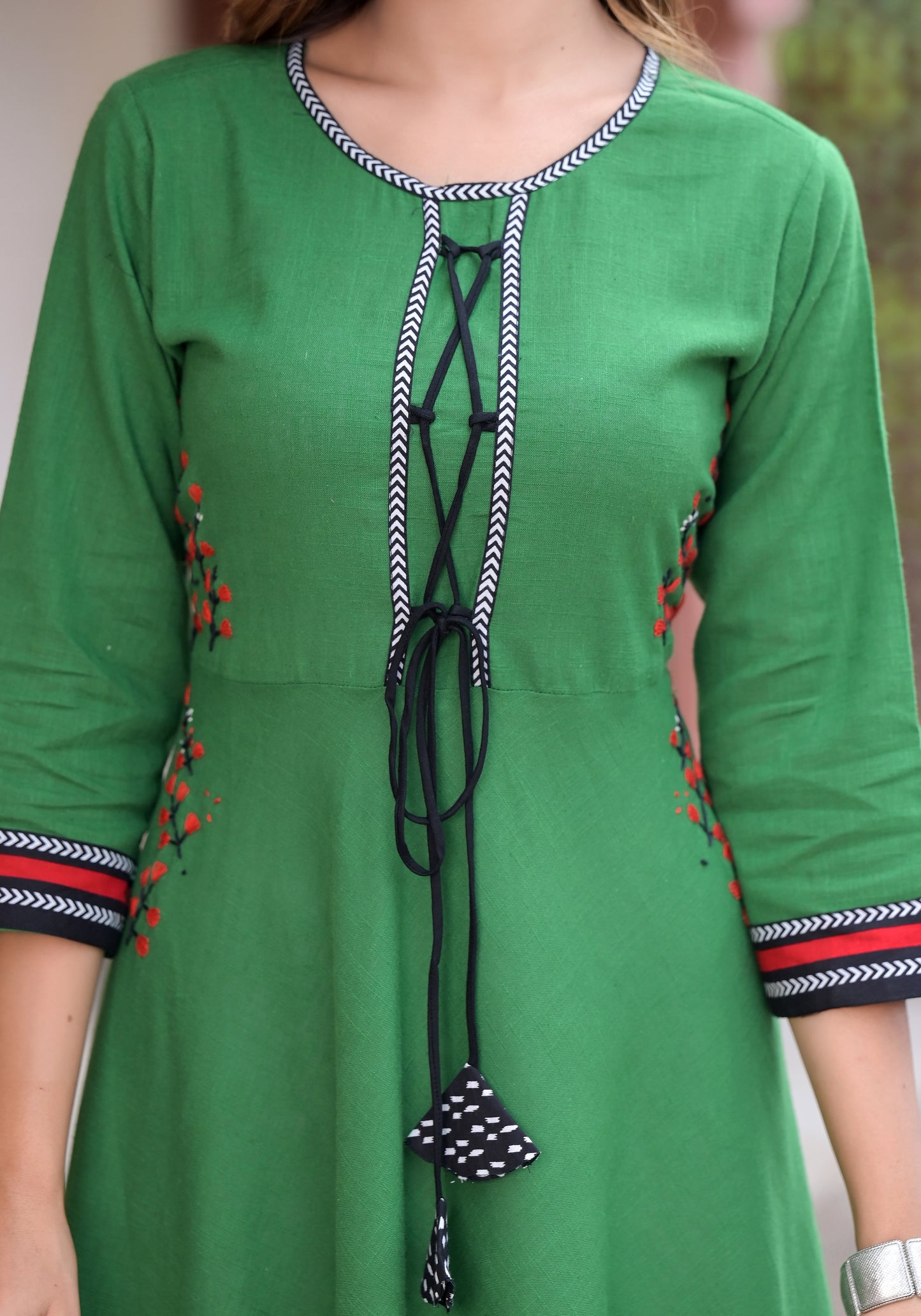 women cotton slub embroidered anarkali kurta green