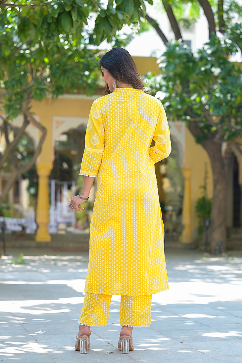 women cotton floral printed straight kurta pant set yellow