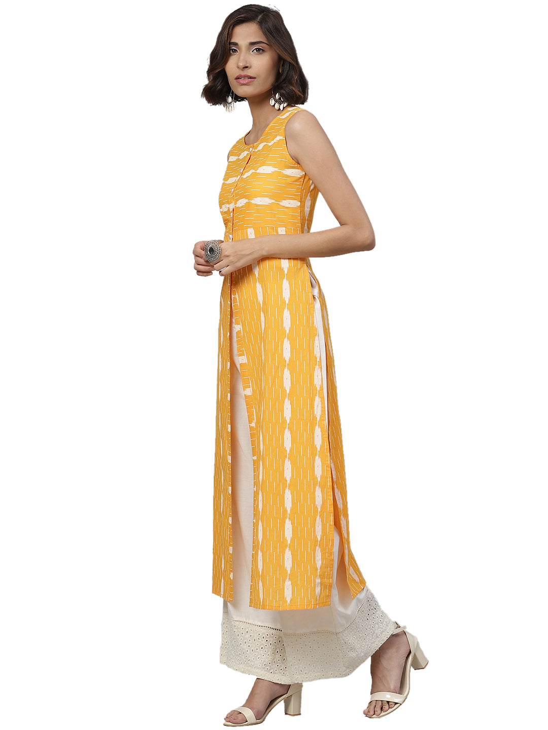 women cotton ikat print sleeveless straight kurta