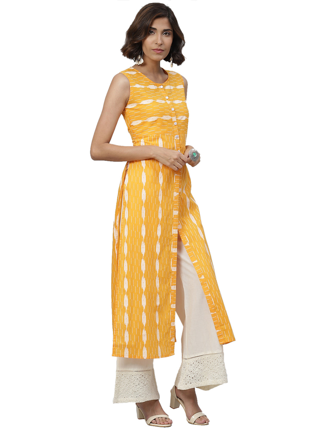 women cotton ikat print sleeveless straight kurta