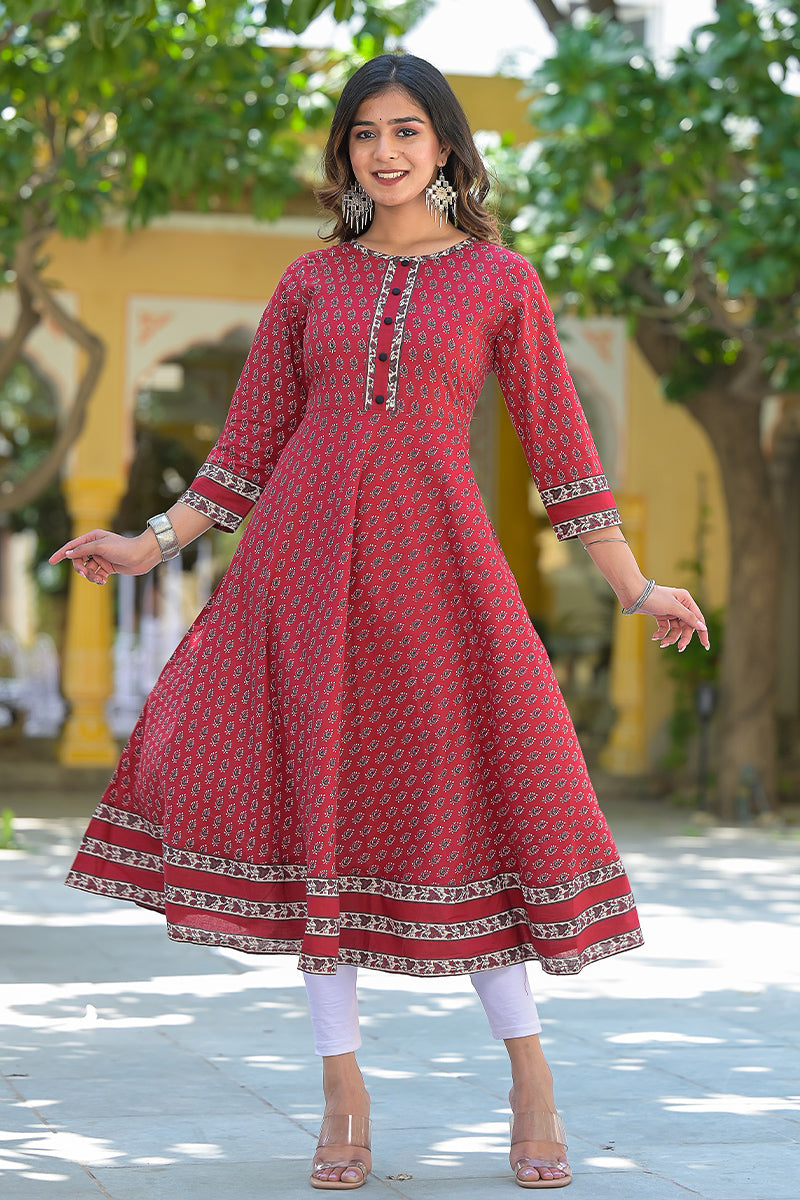 women cotton floral print anarkali kurta maroon 1