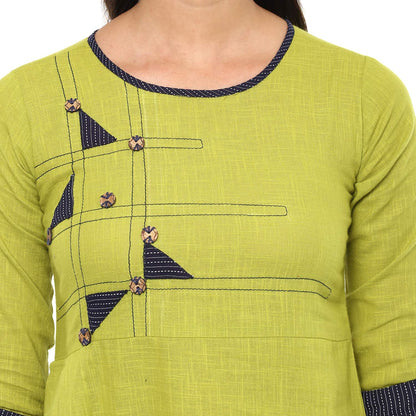 women embellished a line kurta green